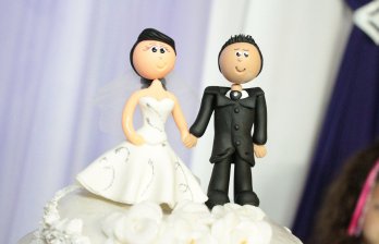 Wedding Cake Trivia and Finding That Special Cake